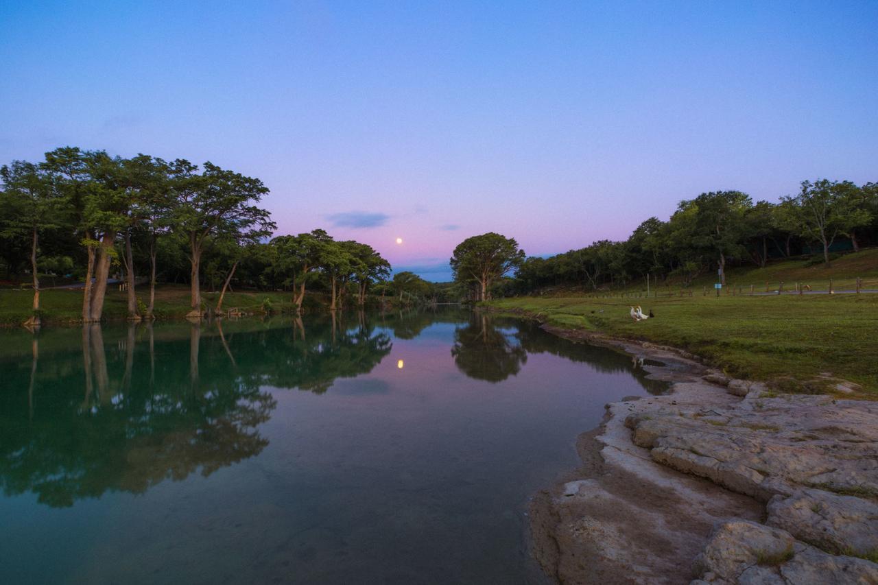 7A Ranch Hotel Wimberley Buitenkant foto